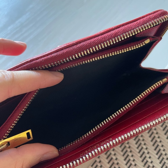 YSL monogram zippy wallet - Picture 4 of 10